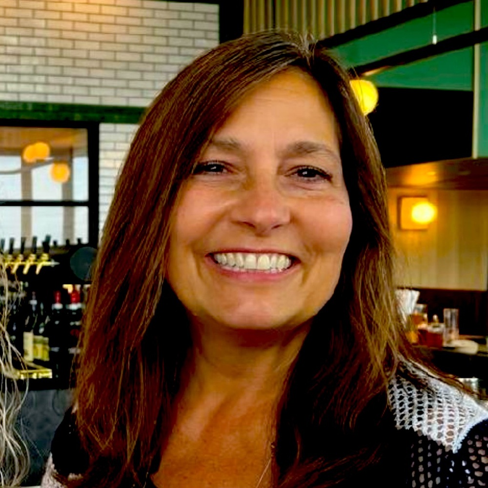 Meet your Posher, Denise